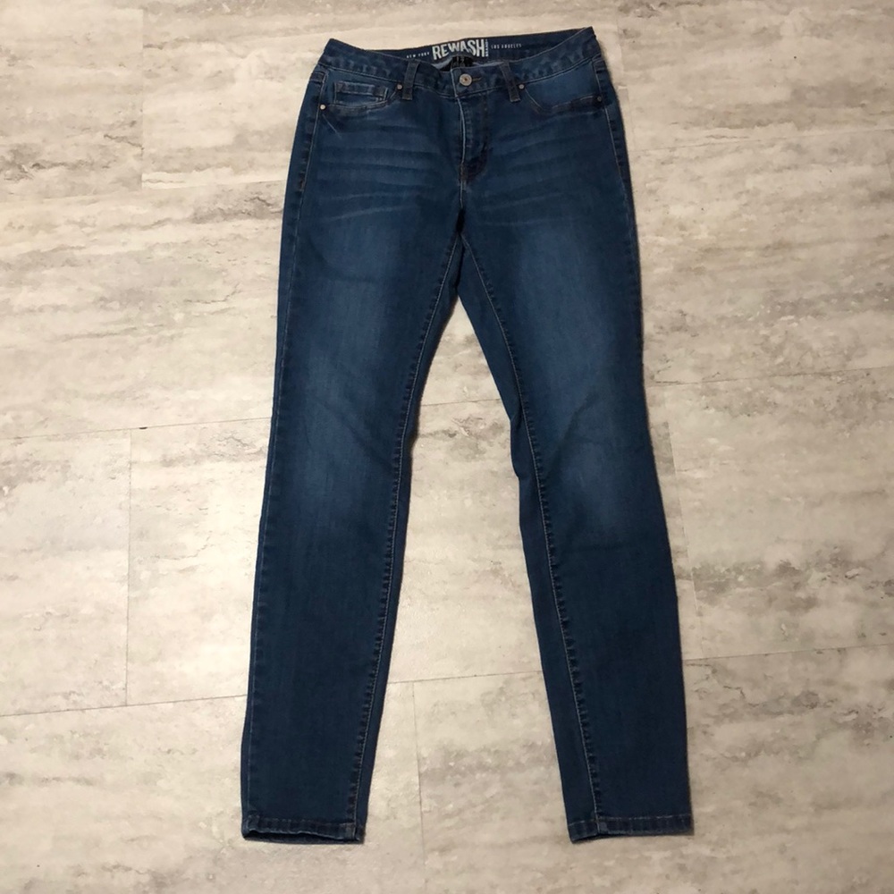 Blue skinny jeans (REWASH)